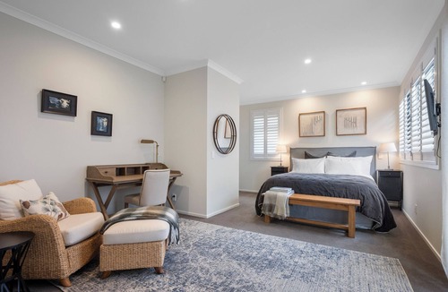 Aokautere Bed & Breakfast | Kaitahi nChef's Table & Lodge