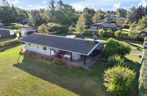 Vemmenæs House | "Kajsa" - 250m from the sea by Interhome