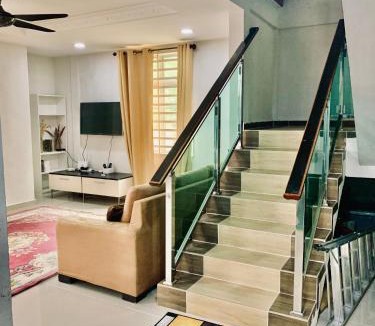 Manir Villa | Kak Nor Villa