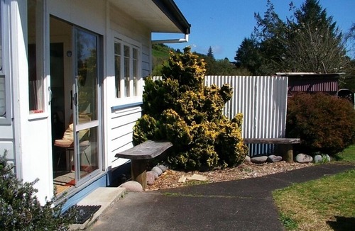 Kakahi House | Kakahi Adventure Lodge