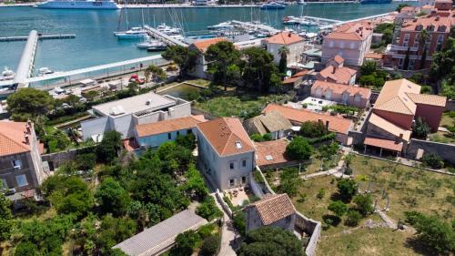 Lapad House | KALA LUXURY ROOMS by DuHomes