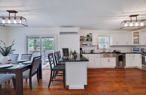 Tobyhanna House | Kalahari ,Game room - Ski HotTub Pools Lakes Firepit