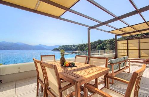 Kolocep Island Apartment | Kalamota Beach House