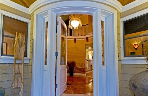 Waialae Iki Ridge Villa | Kalani Villa