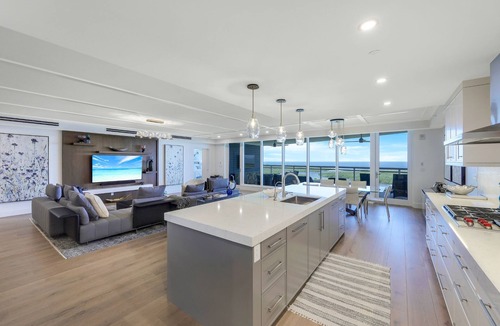 North Naples Condo | Kalea Bay - William Raveis Rentals