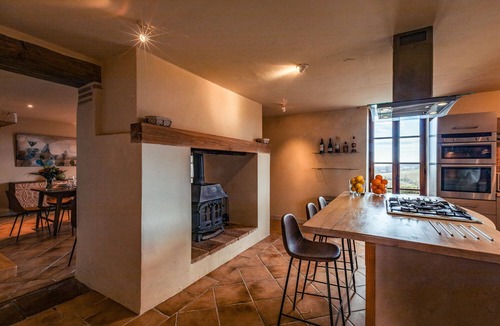Puygaillard-de-Lomagne Cottage | Kalia House. a haven of peace with a large private pool