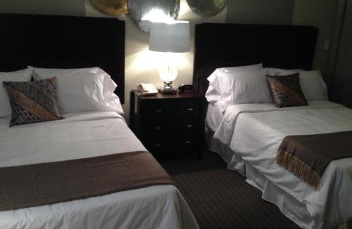 Downtown Niagara Falls Hotel | Kalika Hotel