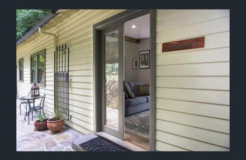 Kallista House | Kallista C & G