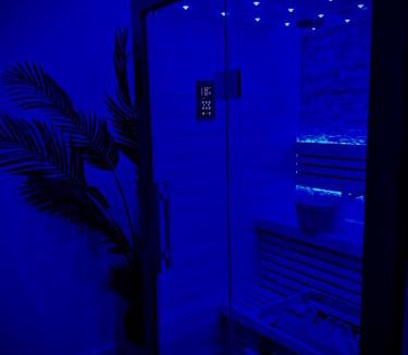 Checy Apartment | KALME Spa&Sauna - Maison avec Spa et Sauna privatifs