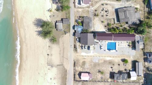 Pantai Penarik House | Kamalia Villas