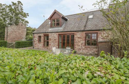 Kirriemuir House | Kamba Cottage