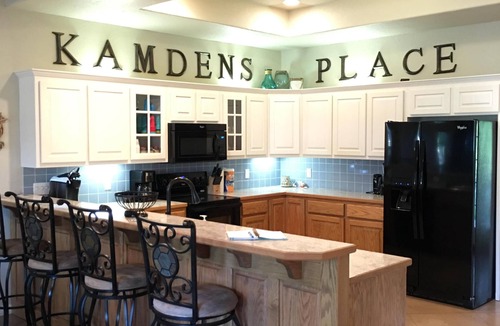 Kingston House | Kamden's Place 4bed/2bath sleeps 16 - Kayaks included!