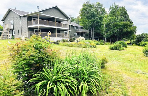 Mont-Carmel Condo | Kamouraska, Lac et nature