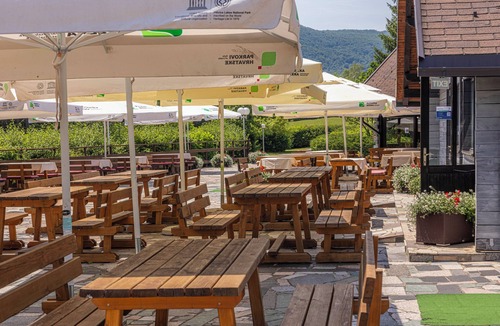 Catrnja RV Rental | Kamp Korana