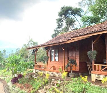 Karamat Wangi House | Kampung Bareto Cottage And Resto