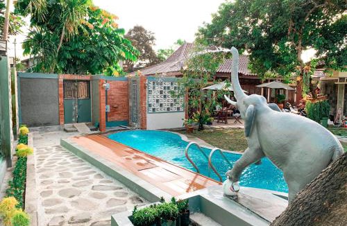 Depok Hotel | Kamulyan Heritage Family