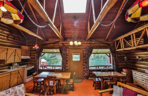 Saint-Michel-des-Saints Cabin | Kan-à-Mouche Pourvoirie Auberge et Chalets