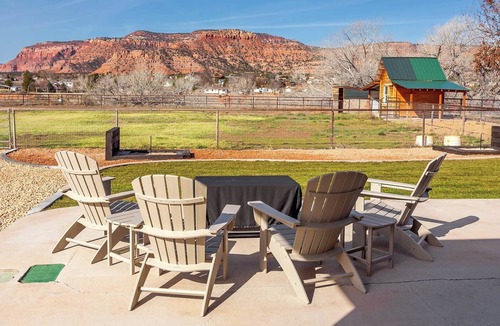 Kanab House | Kanab Retreat w/Pool | Near Zion & Bryce