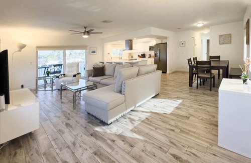 Pompano Beach Condo | Kanda Zen Apt 5 - Luxury pool & water views