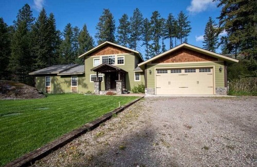 Bigfork House | Kanehaven 4 bed, backyard paradise home Bigfork MT