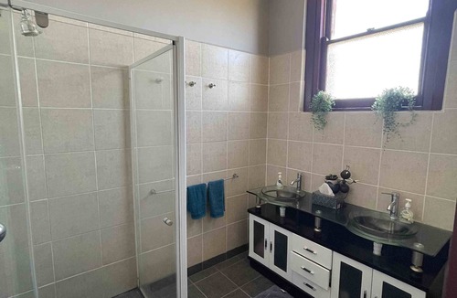 Culgoa Hotel | Kaneira Hotel