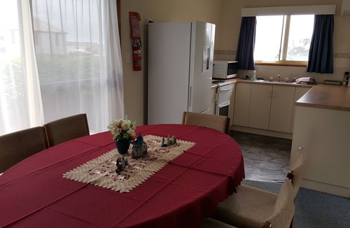 Kingscote Cottage | Kangaroo Island Accommodation - Clarice's Cottage