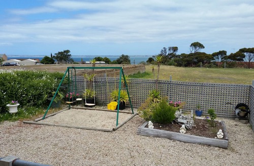 Kingscote Cottage | Kangaroo Island Accommodation - Clarice's Cottage
