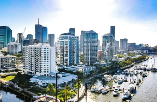 Kangaroo Point Apartment | Kangaroo Point Luxury Riverfront Apartment