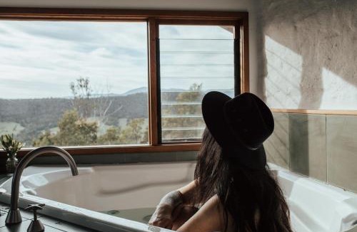 Healesville Cabin | Kangaroo Ridge Retreat