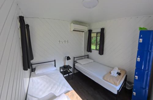 Como Hostel | Kangarooms Noosa Everglades