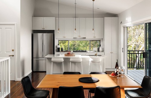 Mount Victoria House | Kanimbla View Summary