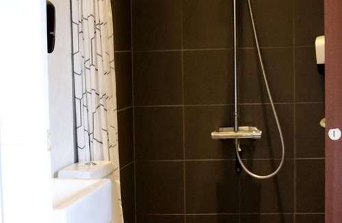 Akirkeby Hotel | Kanns Hotel