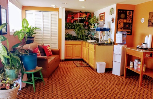 Oakley Hotel | Kansas Country Inn