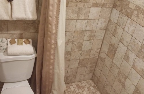 Oakley Hotel | Kansas Country Inn