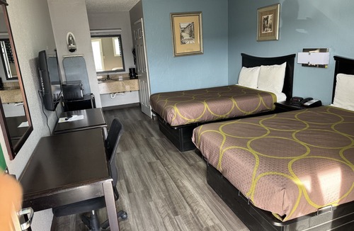 Independence Hotel | Kansas Inn Independence