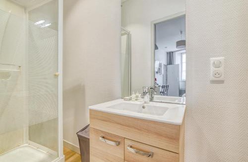 Limoges Apartment | Kaolin