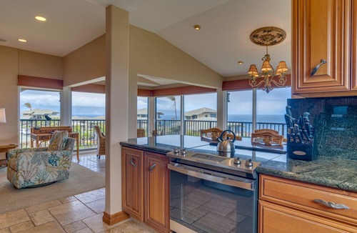 Napili Condo | Kapalua Bay Villa 33B3 Oceanfront Views