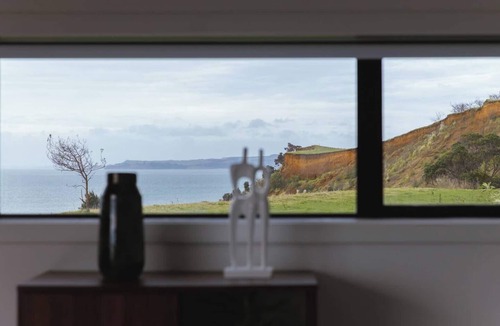 Pouto House | Kapia Lodge - Luxury waterfront