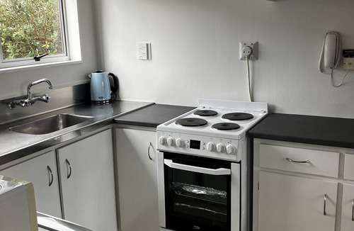 Waikanae Hotel | Kapiti Gateway Motel