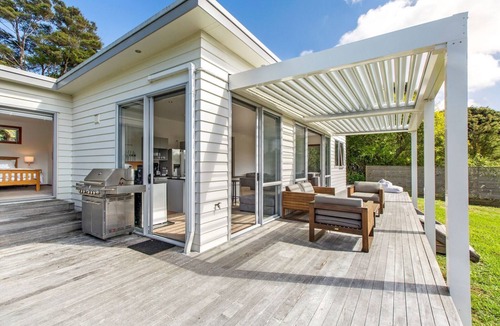 Waiheke Island House | Karaka Sanctuary