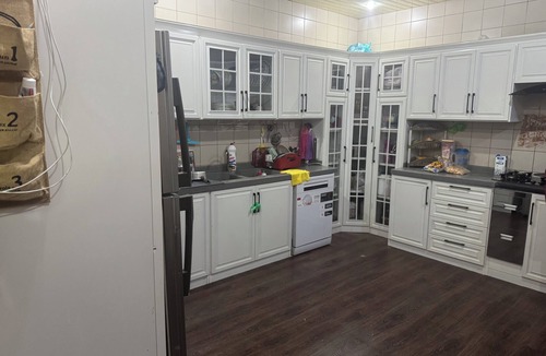 San Antonio House | Karan 2-bedroom house in enjoyable San Antonio with WiFi, AC