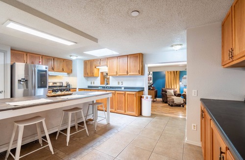 Odessa House | Karaoke Bar+Poker Table in Game Room | Sleeps 10