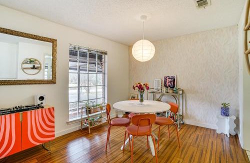 Tarrant County House | Karaoke Ready! Fort Worth Area Home