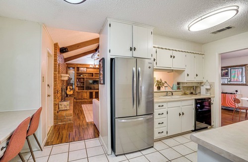 Tarrant County House | Karaoke Ready! Fort Worth Area Home