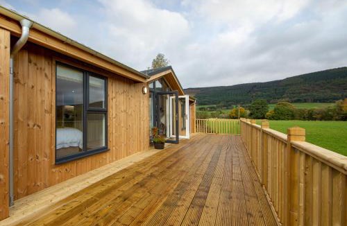 Aberfeldy House | Karelia Lodge