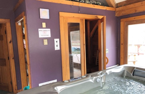 North Pownal House | Karin's Place VT: Secluded post and beam with private pool, sauna, & playground