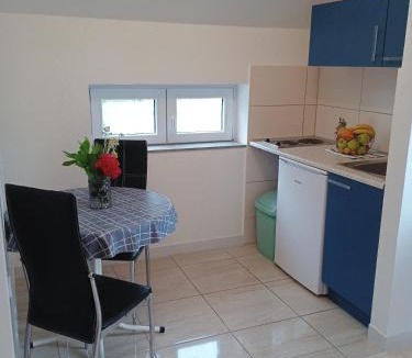 Brasina Apartment | Karoma Sunroof