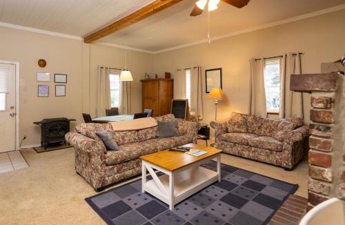 Seaside Villa | Karr Beach House on Franklin