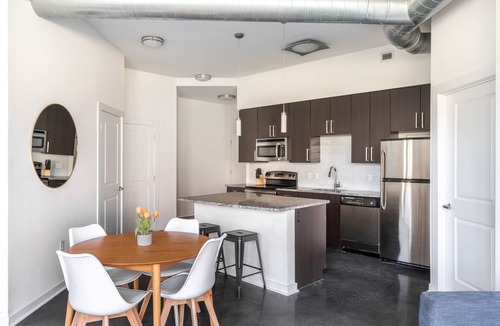 Del Ray Apartment | Kasa Alexandria Washington