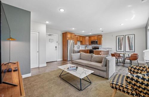 Highland Apartment | Kasa LoHi Denver